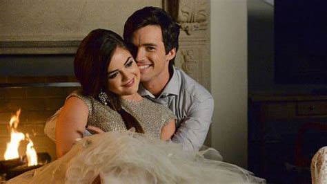 pretty little liars aria and ezra dating in real life